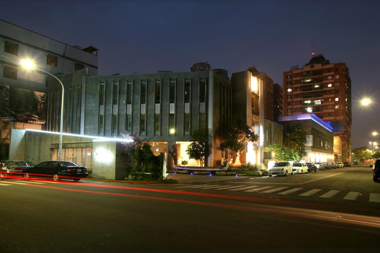 Her Home Spa Motel Chiayi Dış mekan fotoğraf